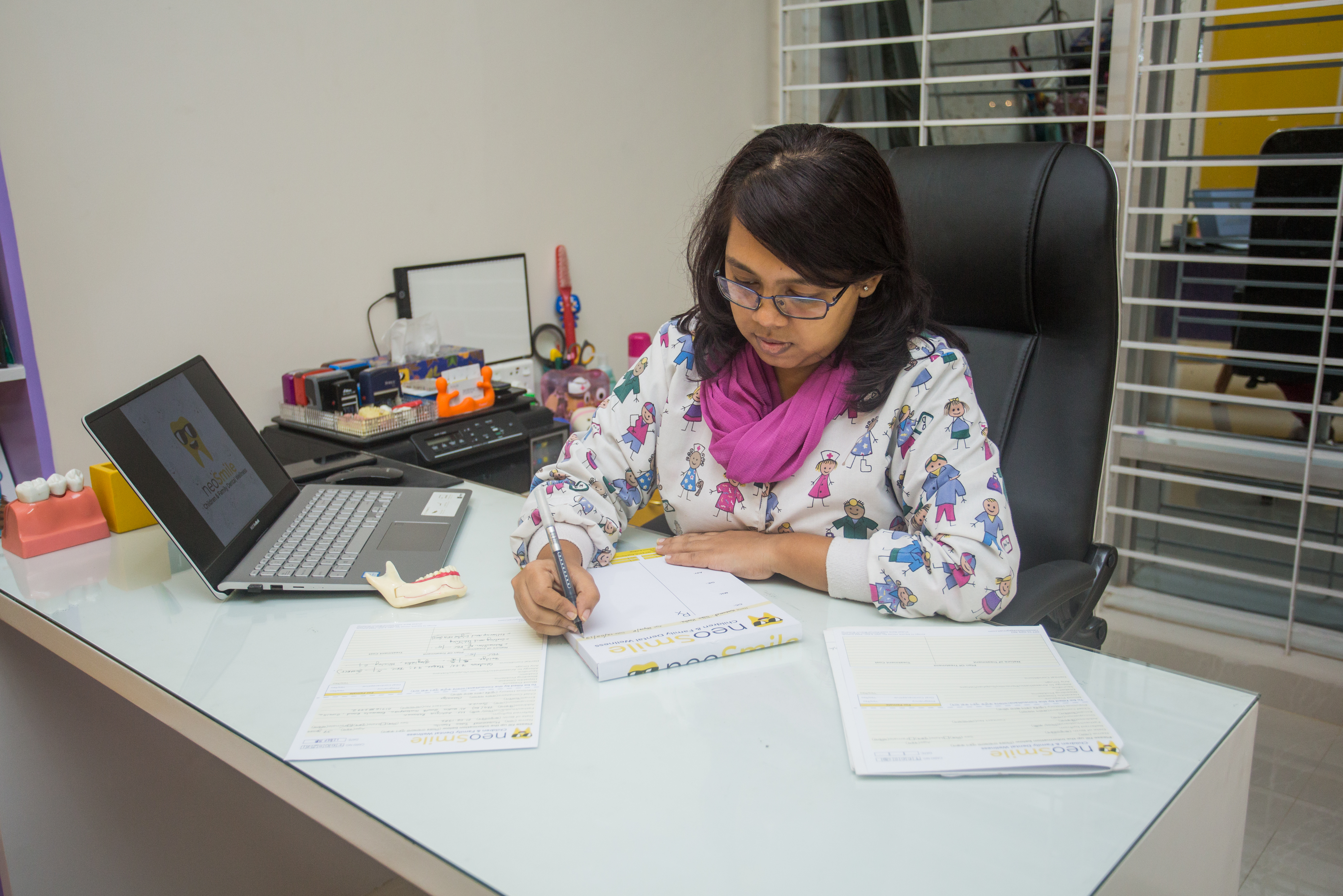 Dr. Tazin Rafiq Working at neoSmile